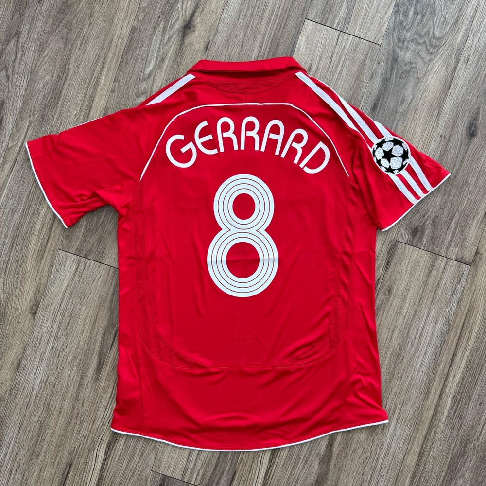 Liverpool Home Retro Jersey Steven Gerrard #8 Red Soccer Jersey
